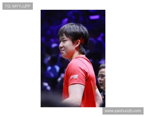 王楚钦互动赛高情商逆转，笑容引爆全场(1)