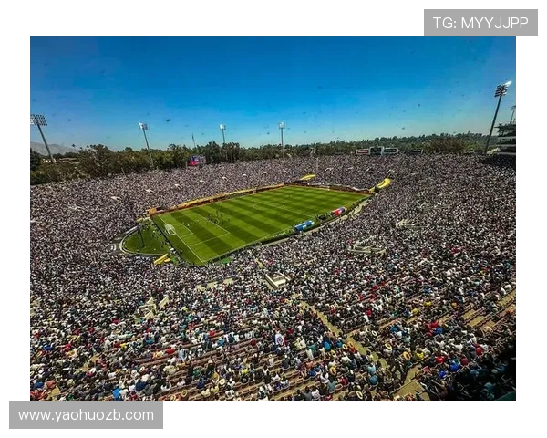 皇马战新月硬石球场 6.2 万观众沸腾 创本届世俱杯单场上座纪录(1)